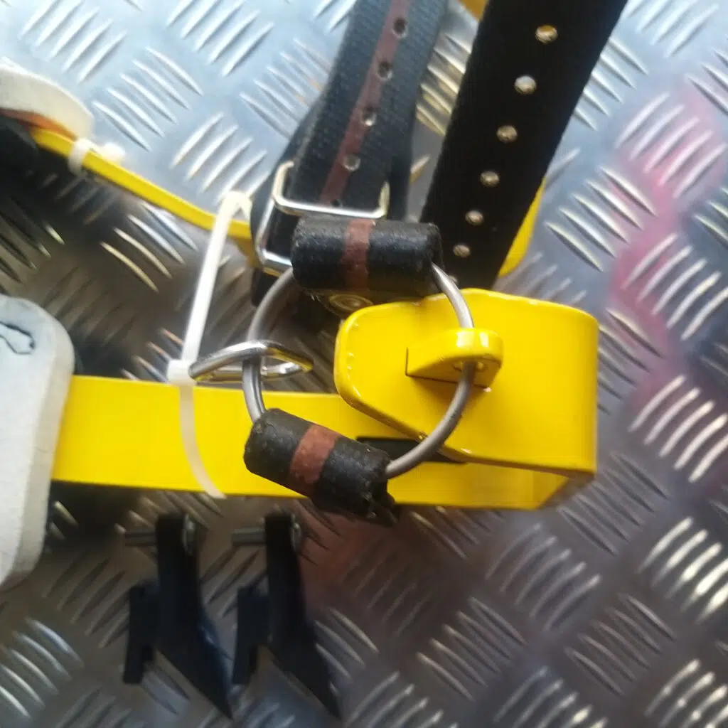 Trepa y poda trepolines de acero para postes dr2 04 en orión seguridad