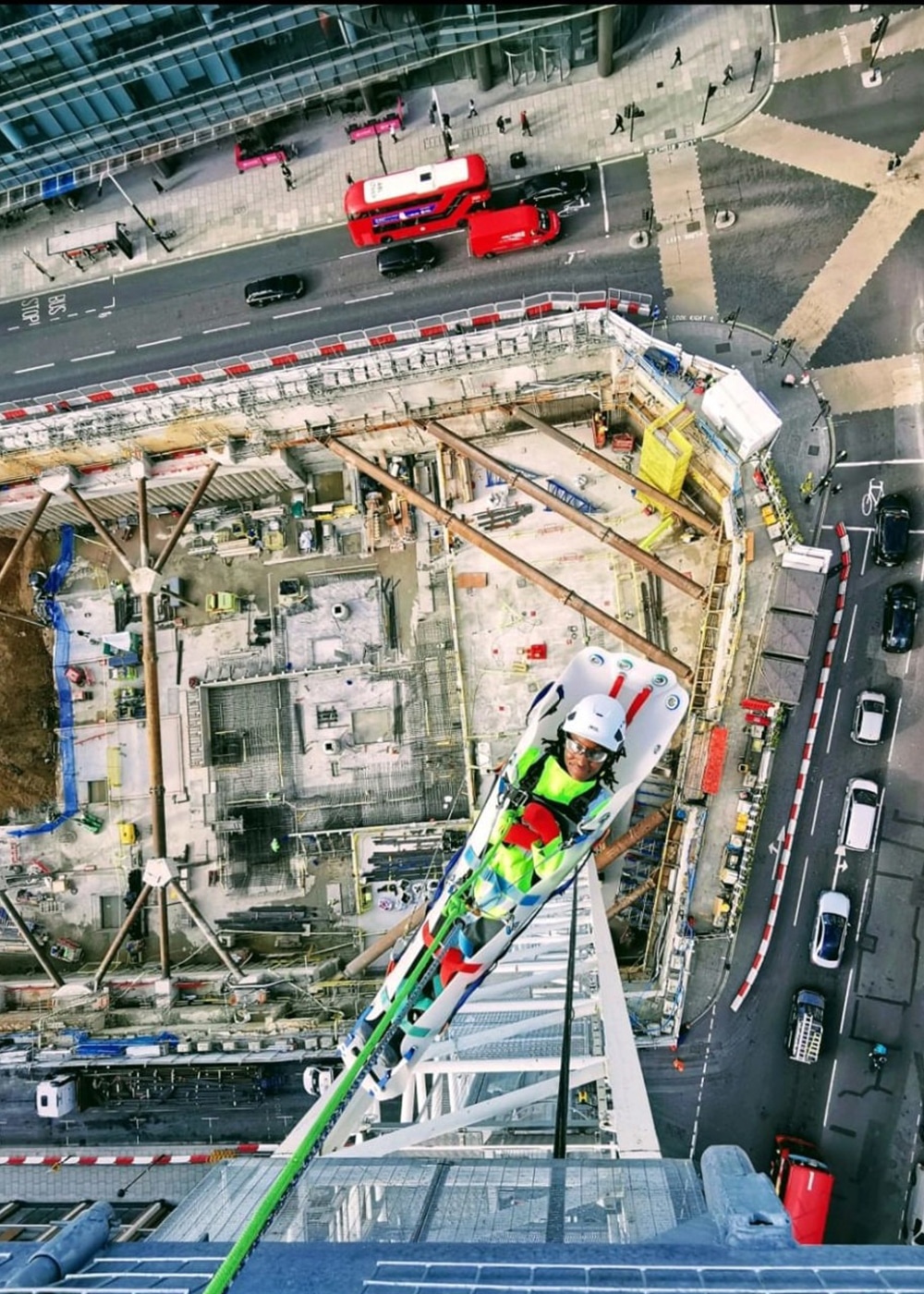Alquiler de camillas de rescate Alquiler de Camillas de Rescate 0000 en Orión Seguridad