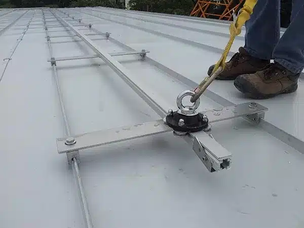 Líneas de vida rígidas